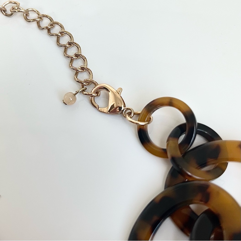 Chunky Tortoise Shell Necklace & Earring Set - Picture 4 of 6